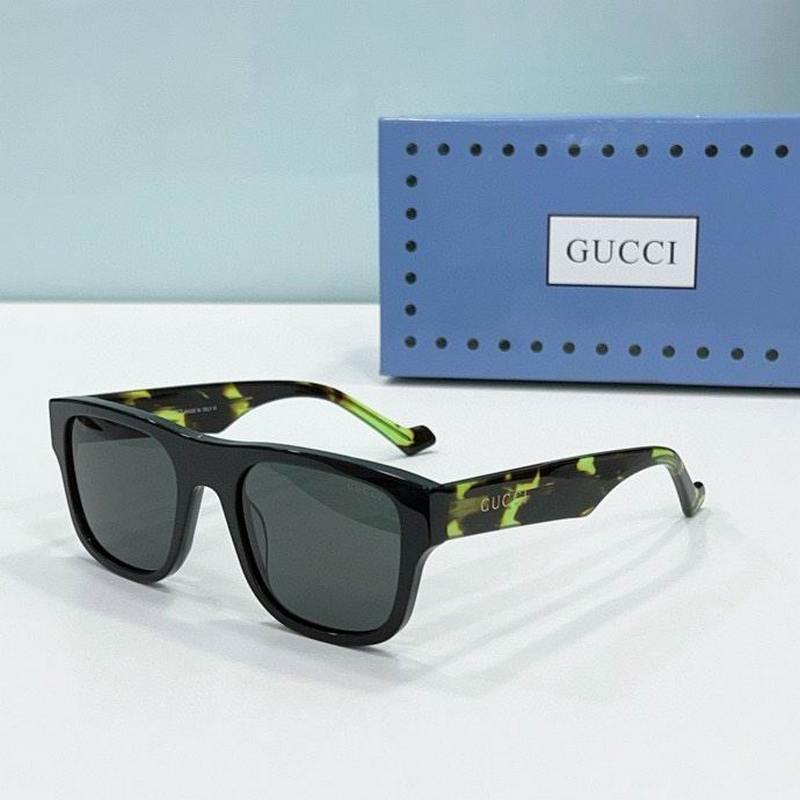 Gucci Sunglasses 742